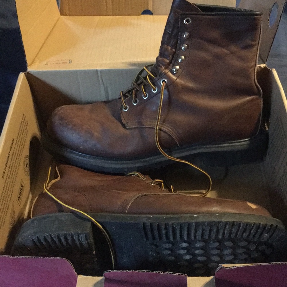 Red wing steel toe boots
